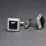 دکمه سردست هرم